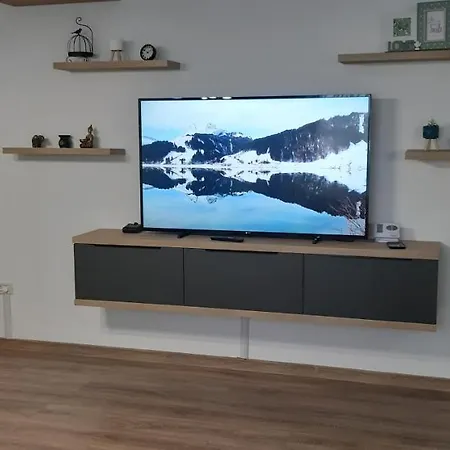 Апартаменти Andy'S Coresi Mountain View