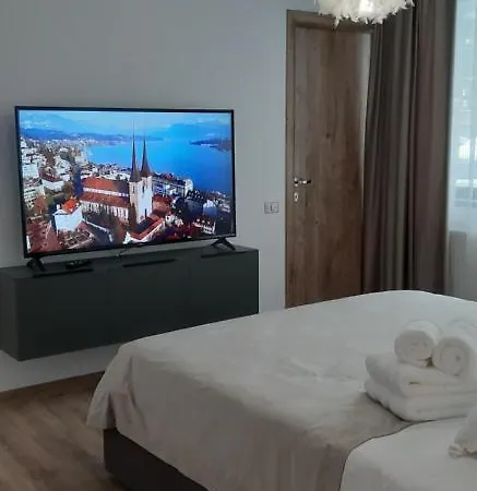 Апартаменти Andy'S Coresi Mountain View